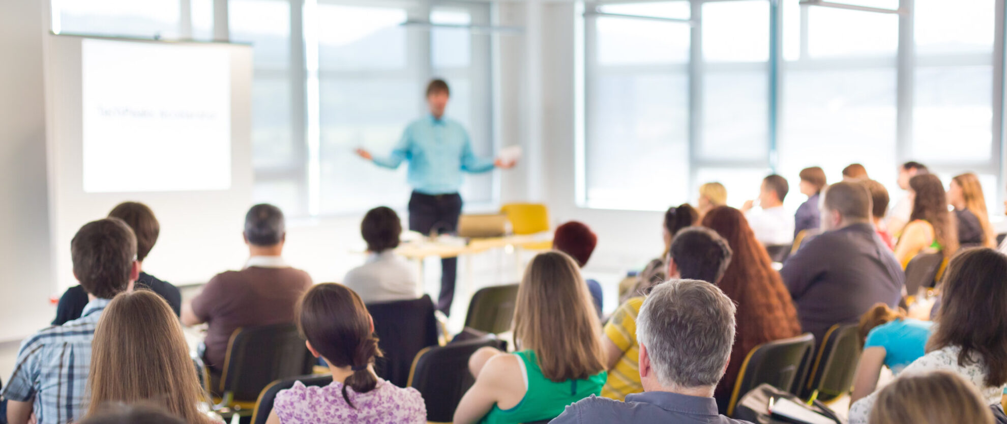 Speaker at a business training session at Contacta